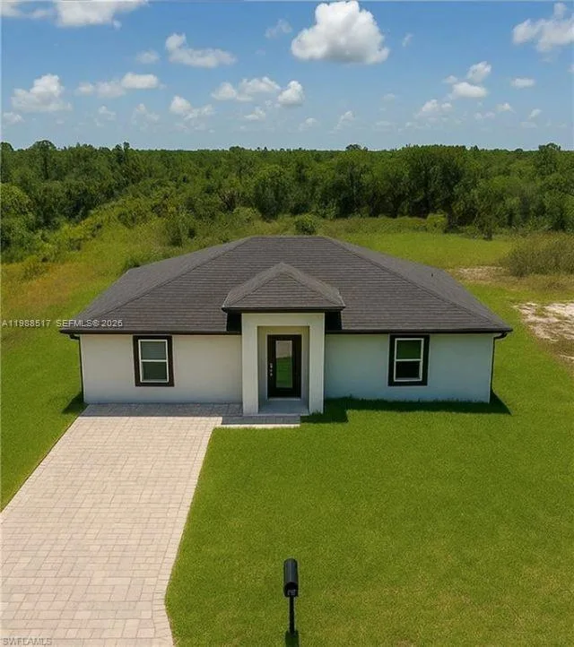 816 Palomino, Lehigh Acres, FL 33974