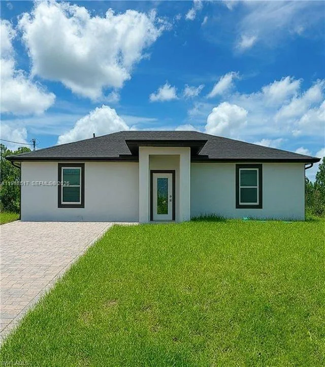 816 Palomino, Lehigh Acres, FL 33974 photo 2
