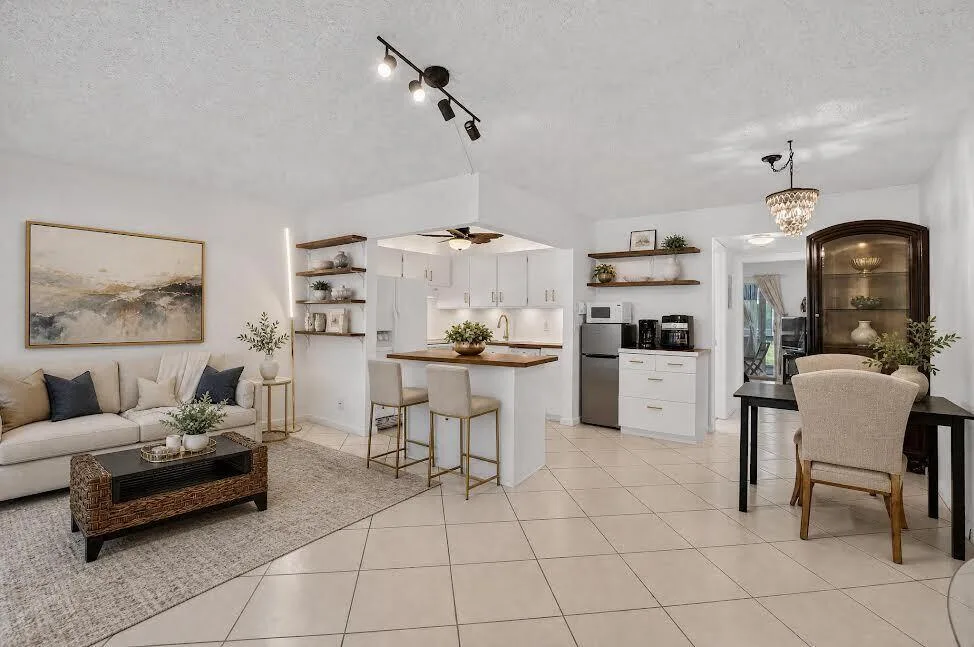 290 OAKRIDGE Q # 290, Deerfield Beach, FL 33442