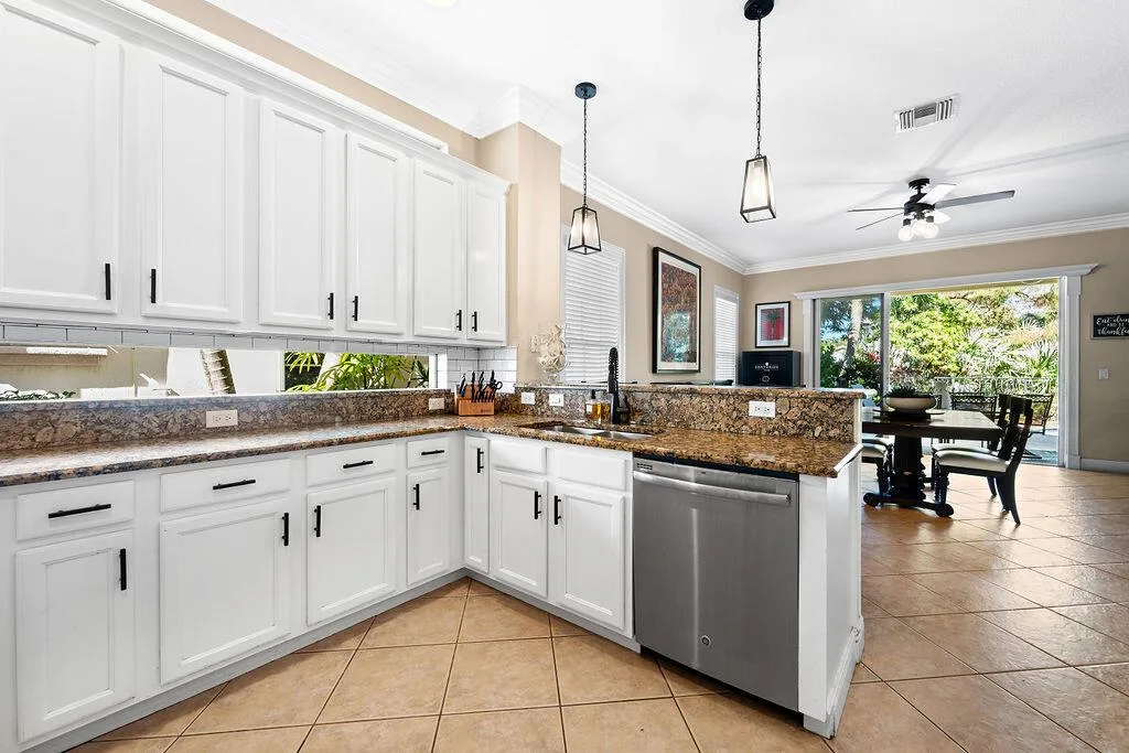 1044 Vintner Boulevard, Palm Beach Gardens, FL 33410 photo 6