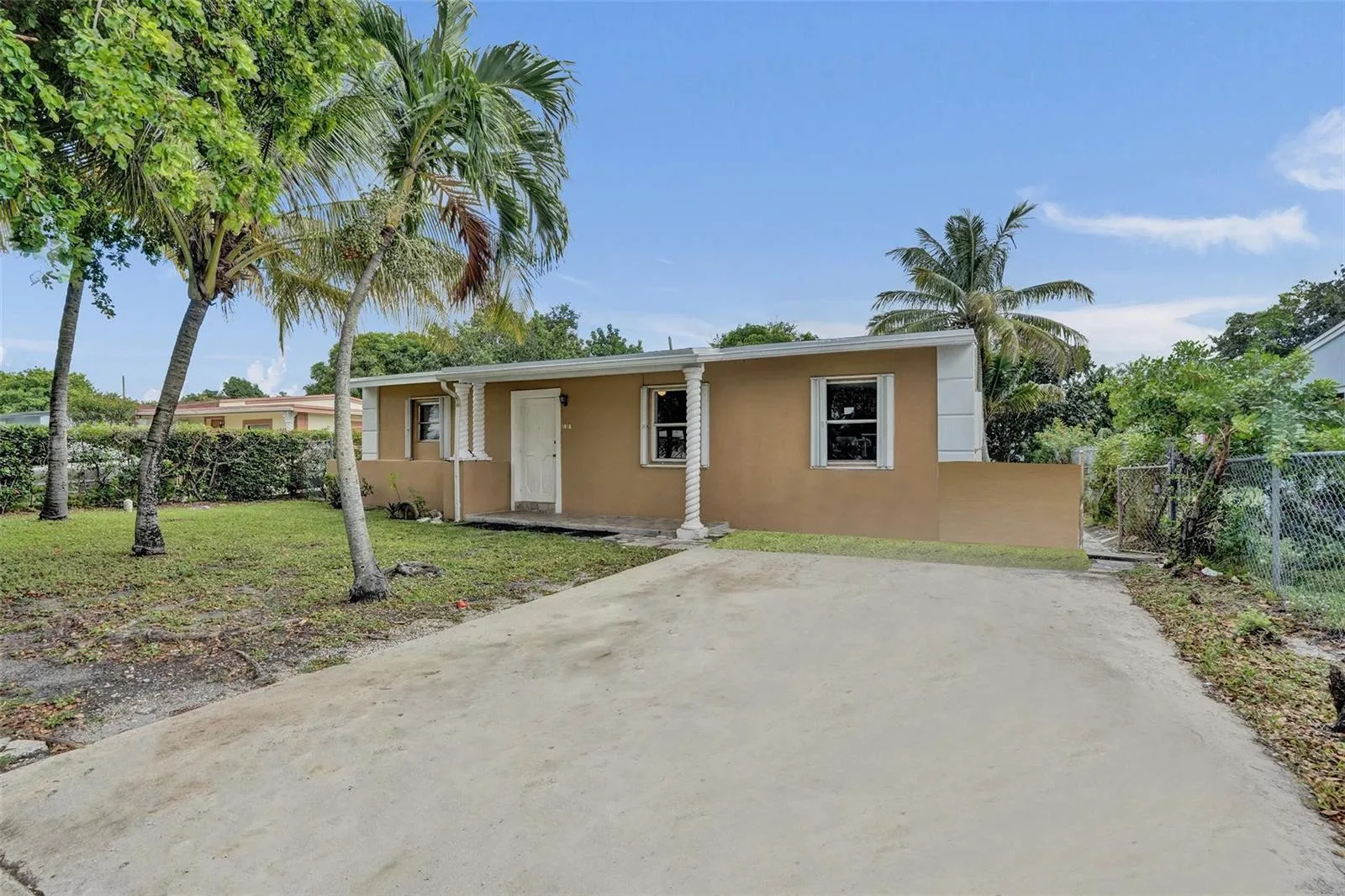 1318 NW 11TH Place, Fort Lauderdale, FL 33311