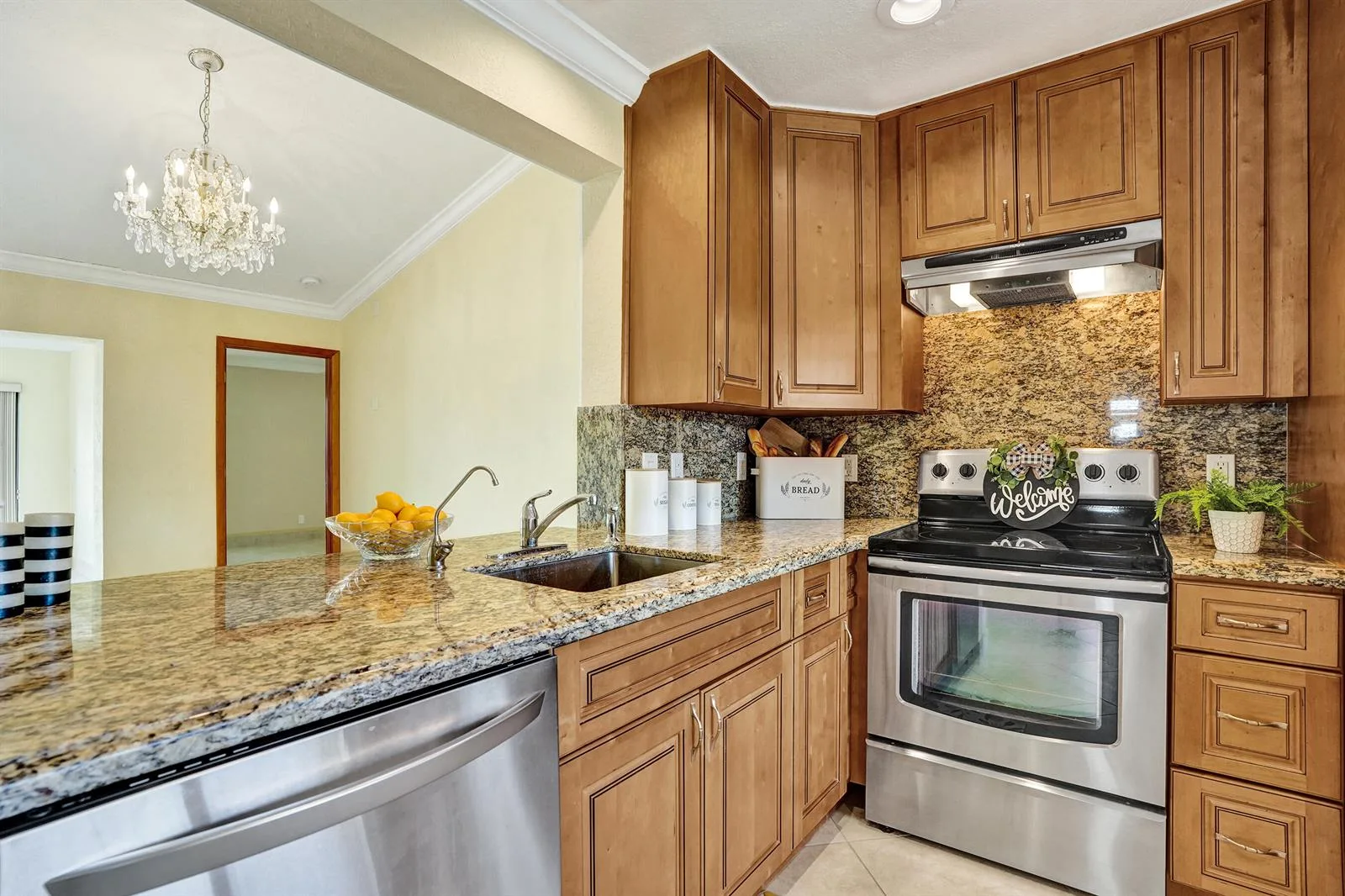 2105 SW 17th Circle, Deerfield Beach, FL 33442 photo 9