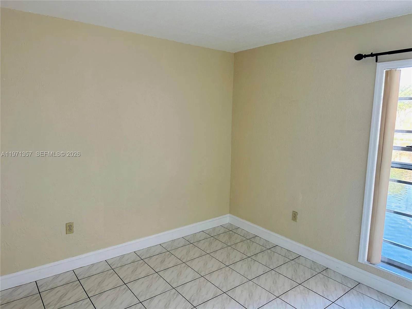 4705 NW 7th St # 206-7, Miami, FL 33126 photo 4