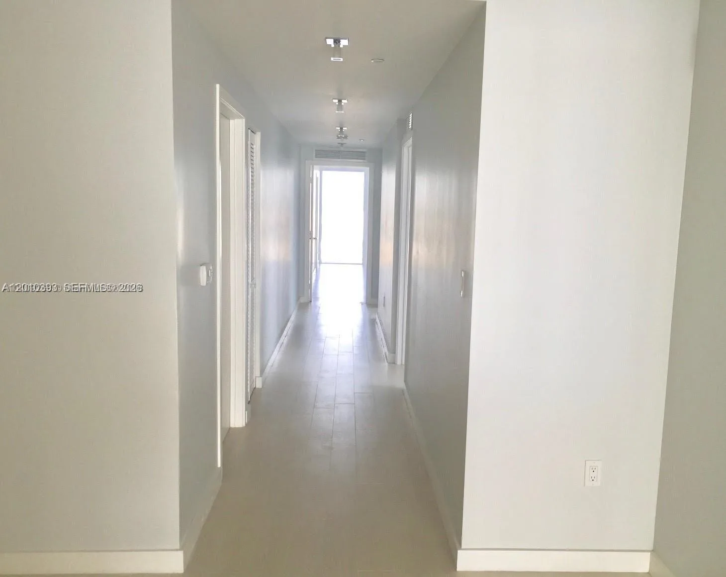 600 NE 27th St # 2001, Miami, FL 33137 photo 8