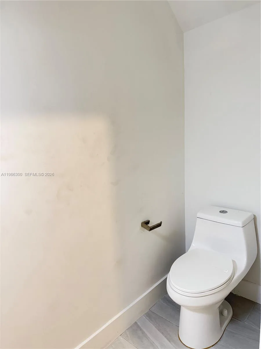 4393 NW 9th St, Plantation, FL 33317 photo 8
