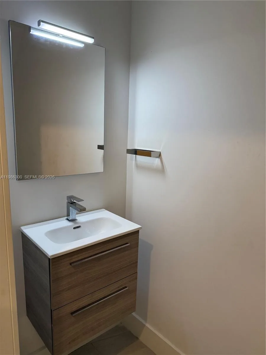 4393 NW 9th St, Plantation, FL 33317 photo 9