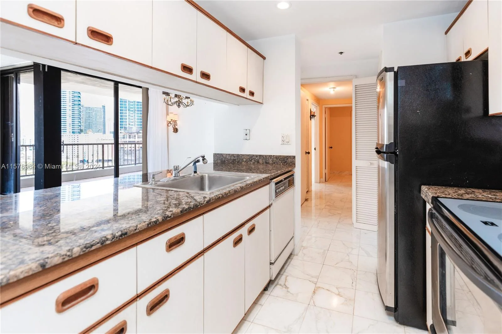 1581 Brickell Ave # 1107, Miami, FL 33129 photo 11