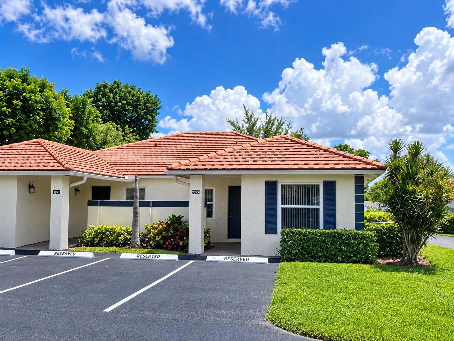 9979 Three Lakes Circle, Boca Raton, FL 33428