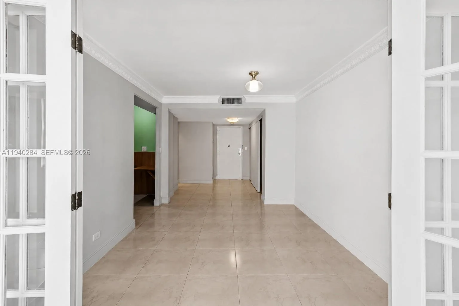 250 174th St # 1510, Sunny Isles Beach, FL 33160 photo 4