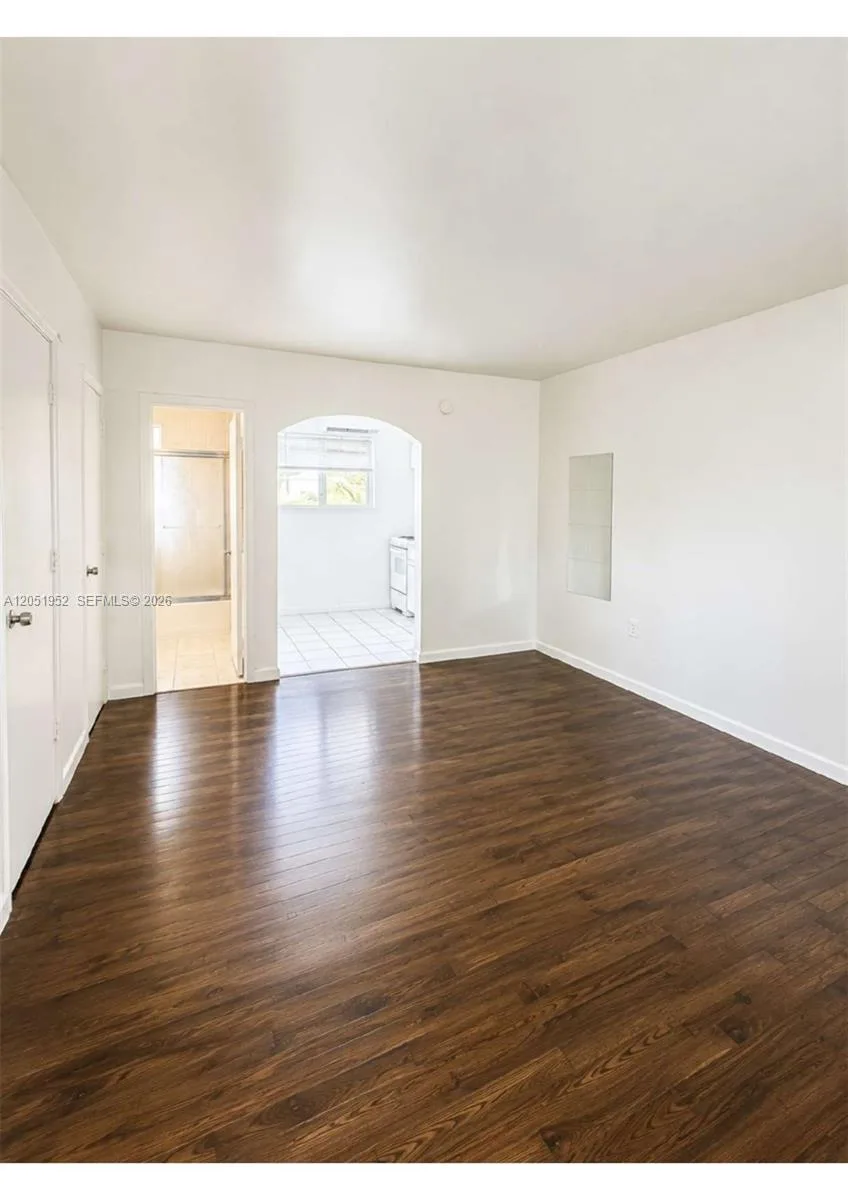 5305 Biscayne Blvd # 203, Miami, FL 33137