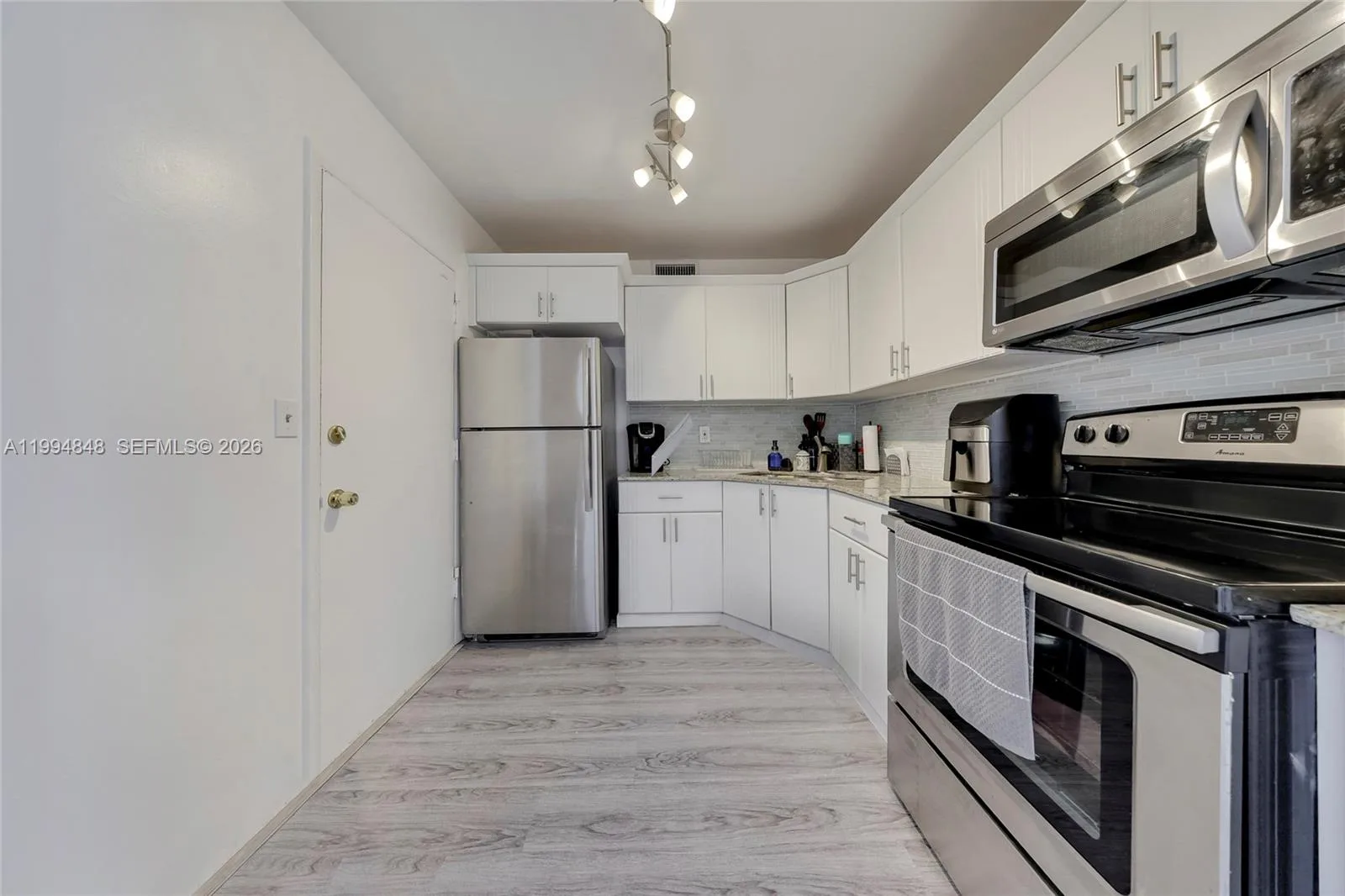 111 Golden Isles Dr # G4, Hallandale Beach, FL 33009 photo 11