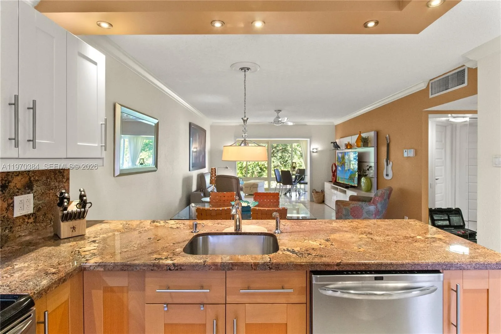 5121 W Oakland Park Blvd # 304, Lauderdale Lakes, FL 33313 photo 4