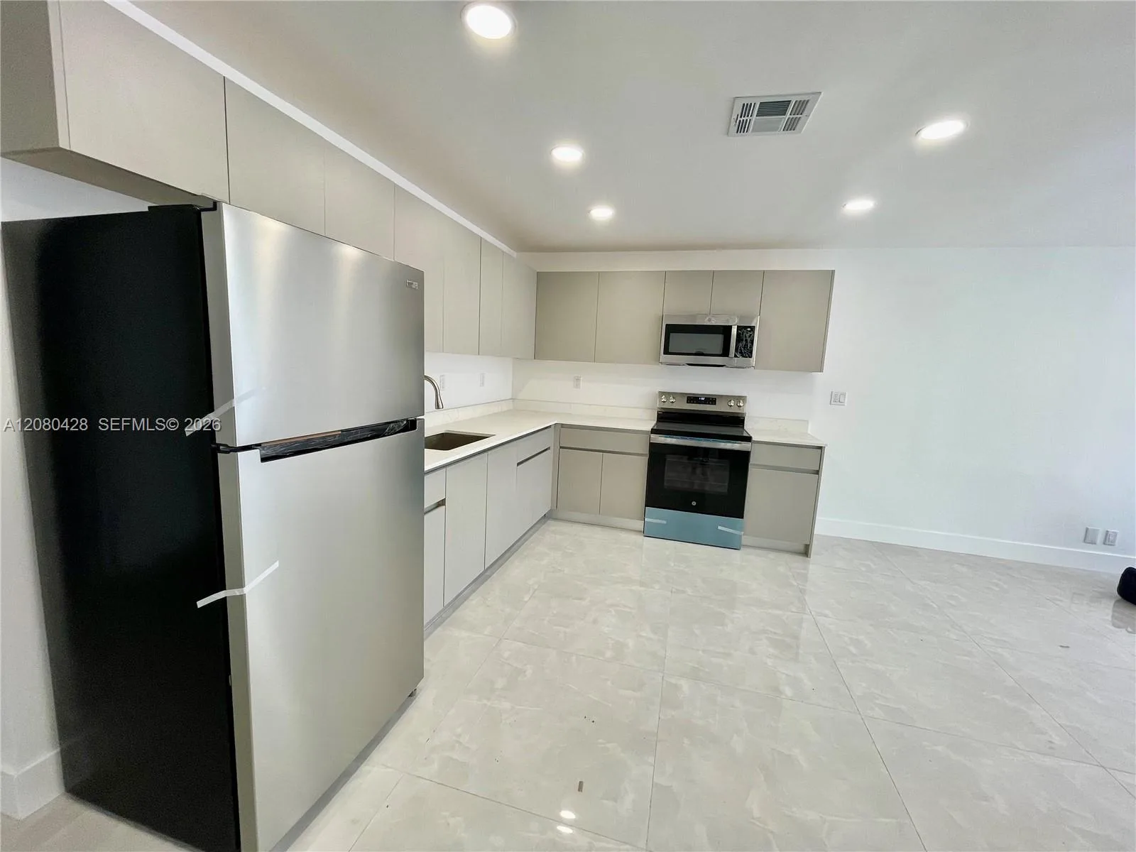 5800 NW 27th Ct # 5800, Lauderhill, FL 33313