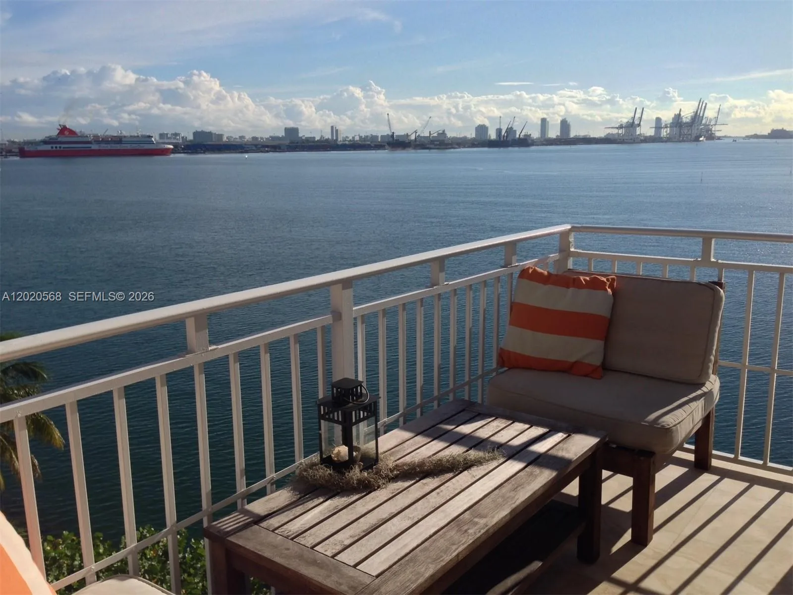 770 Claughton Island Dr # 615, Miami, FL 33131