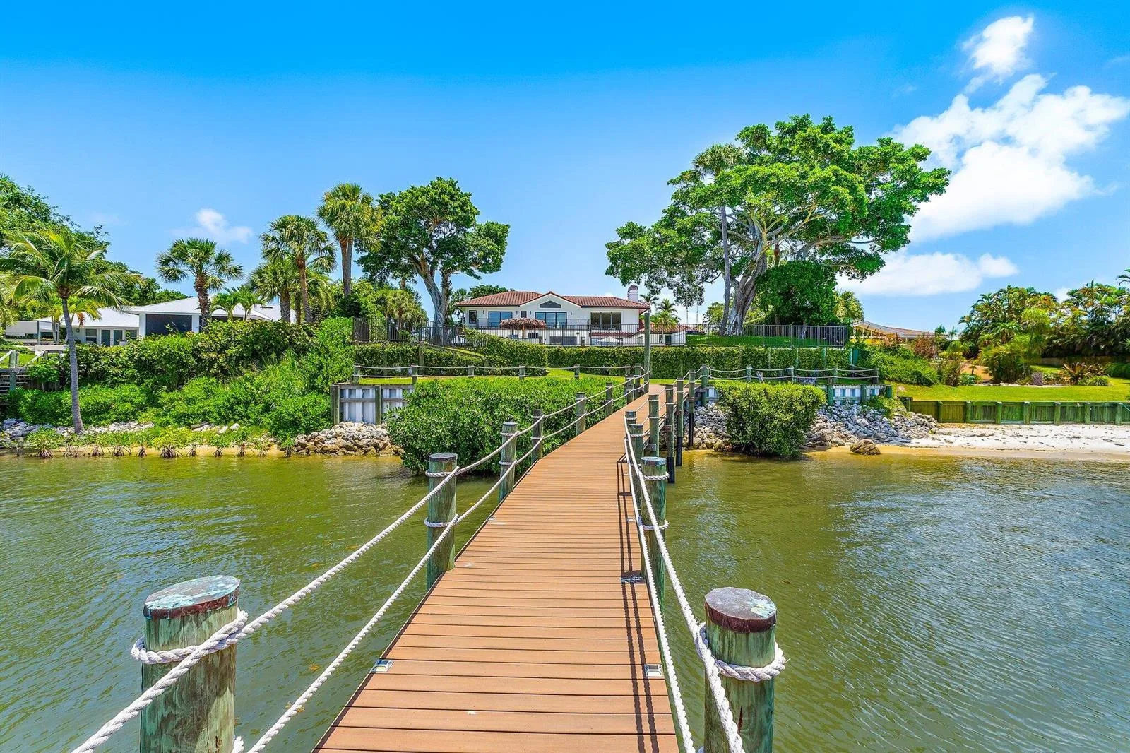 9 N River Road, Stuart, FL 34996
