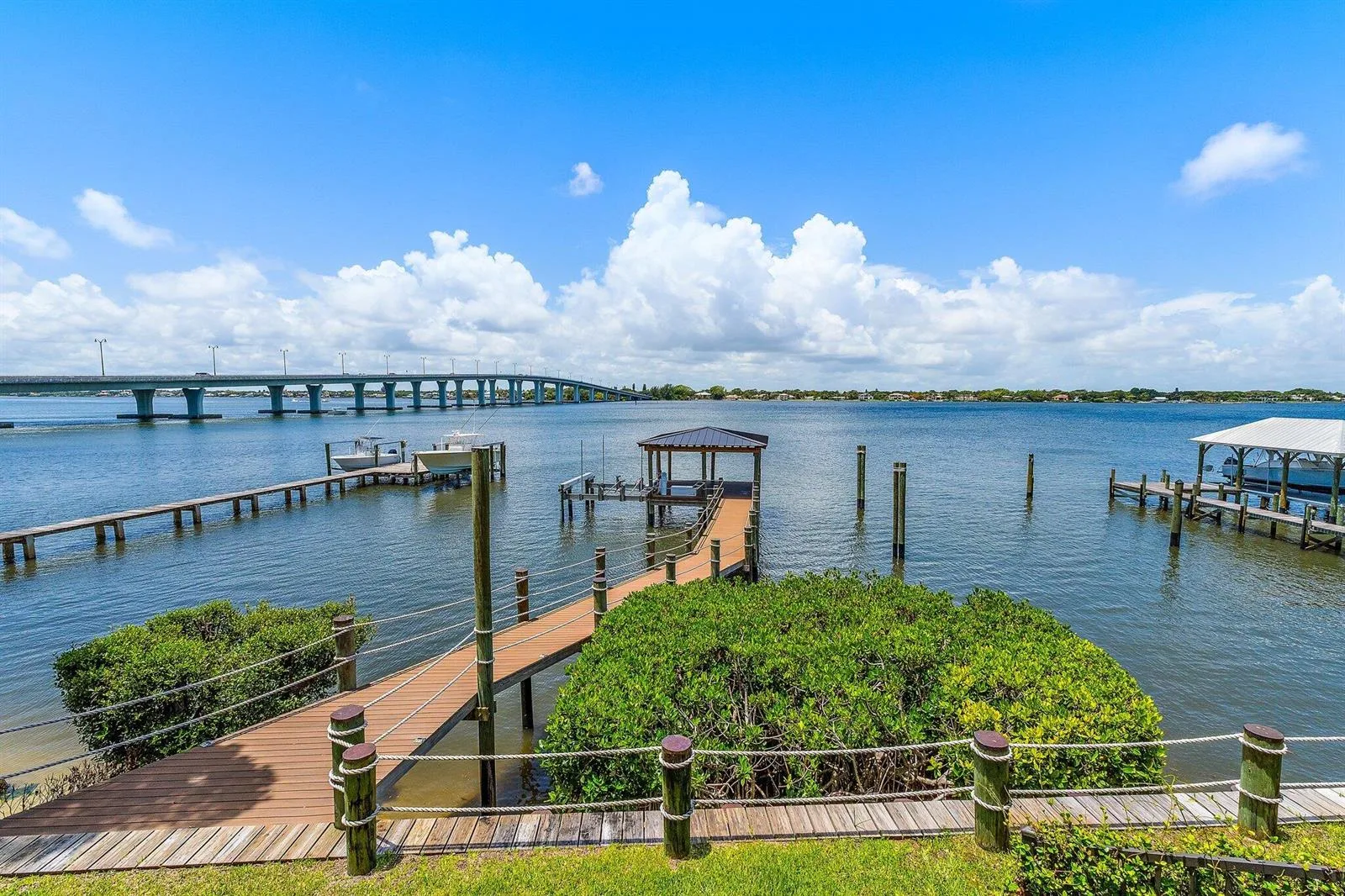 9 N River Road, Stuart, FL 34996 photo 3