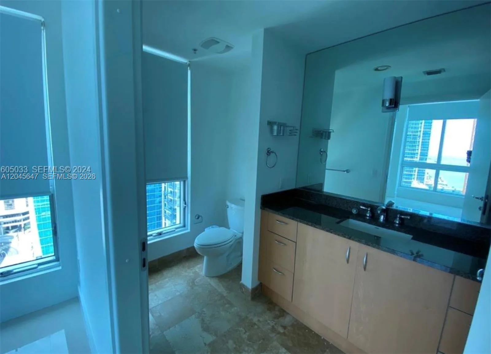 300 S Biscayne Blvd # T-2302, Miami, FL 33131 photo 9