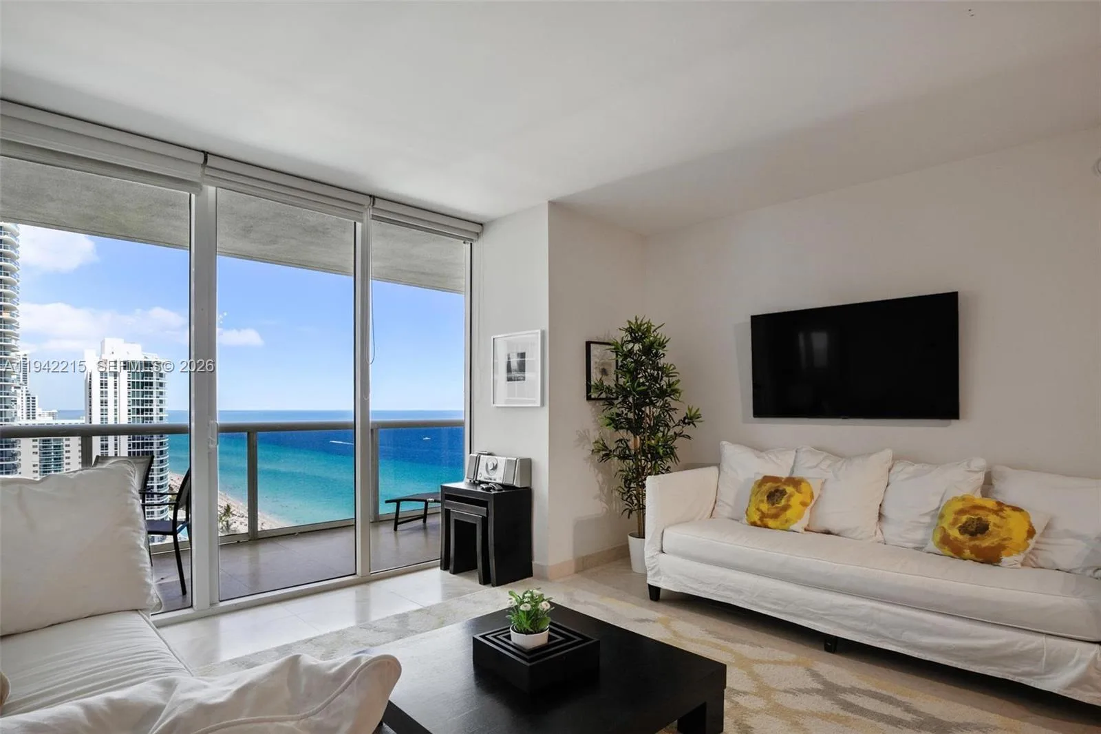 1830 S OCEAN DR # 2110, Hallandale Beach, FL 33009
