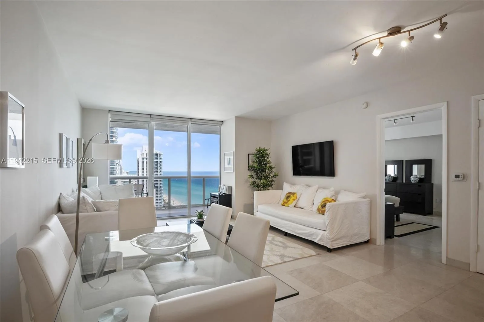 1830 S OCEAN DR # 2110, Hallandale Beach, FL 33009 photo 2