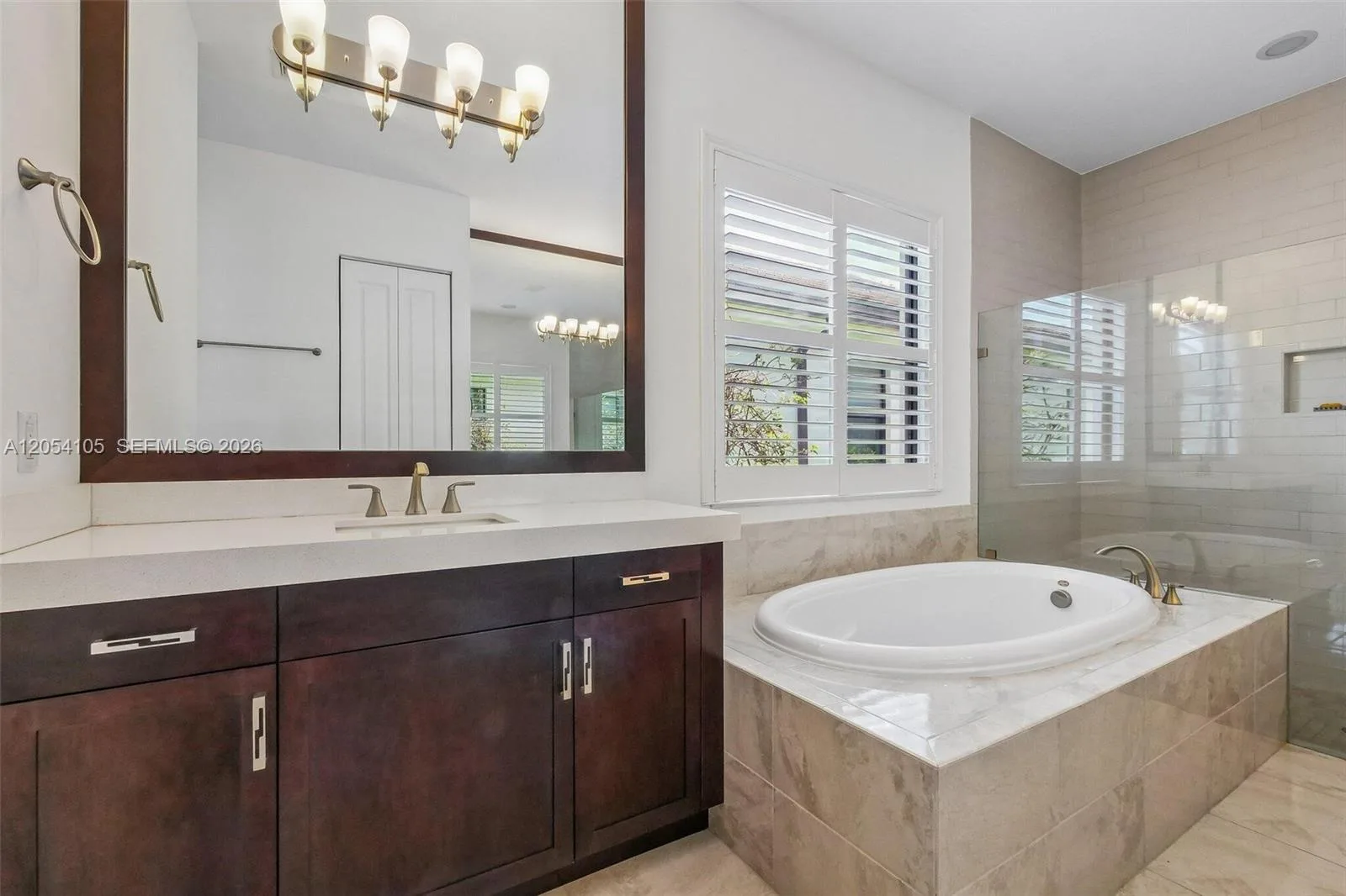 1053 SW 113th Way, Pembroke Pines, FL 33025 photo 11