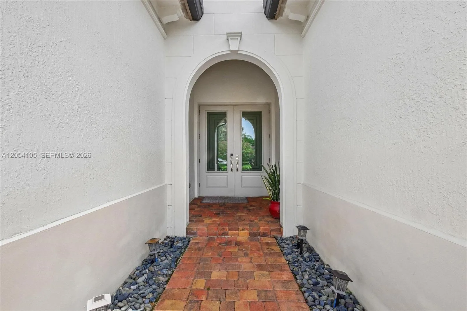 1053 SW 113th Way, Pembroke Pines, FL 33025 photo 2