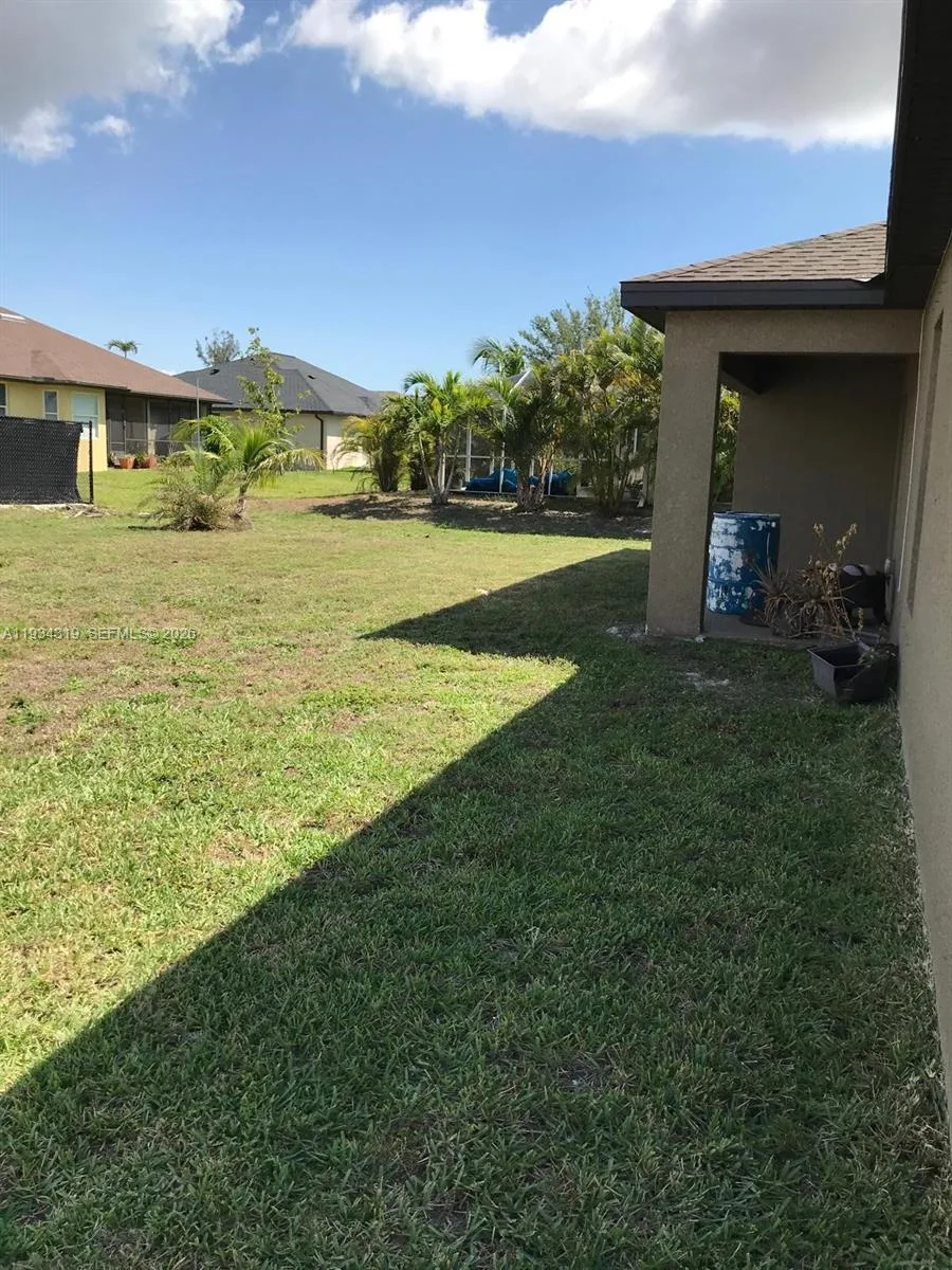 2709 SW 18th Ave, Cape Coral, FL 33914 photo 10