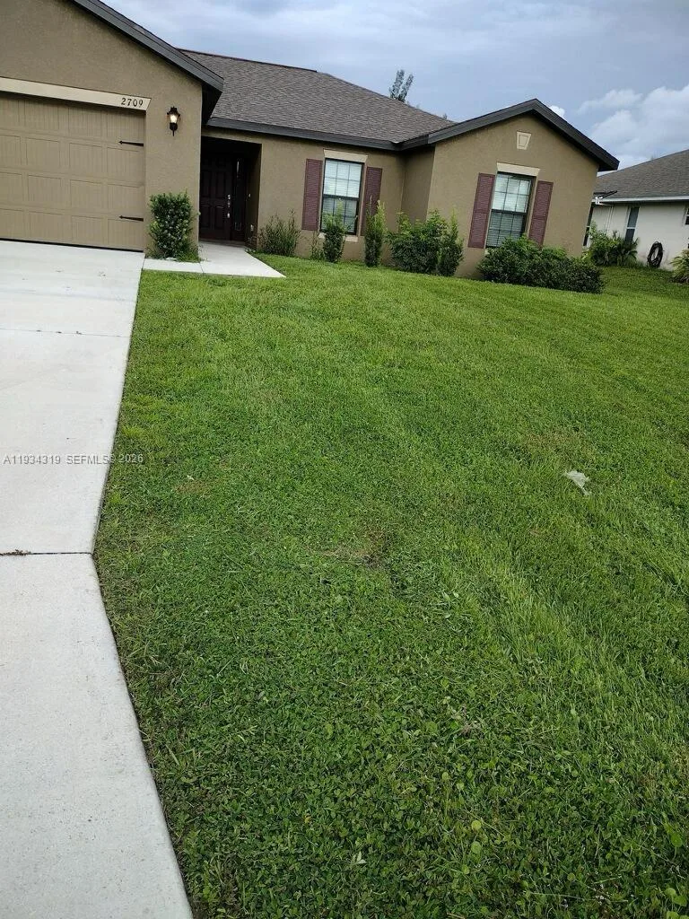 2709 SW 18th Ave, Cape Coral, FL 33914 photo 3
