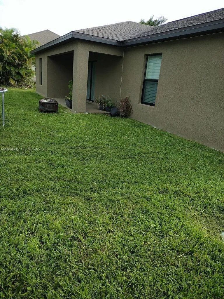 2709 SW 18th Ave, Cape Coral, FL 33914 photo 9
