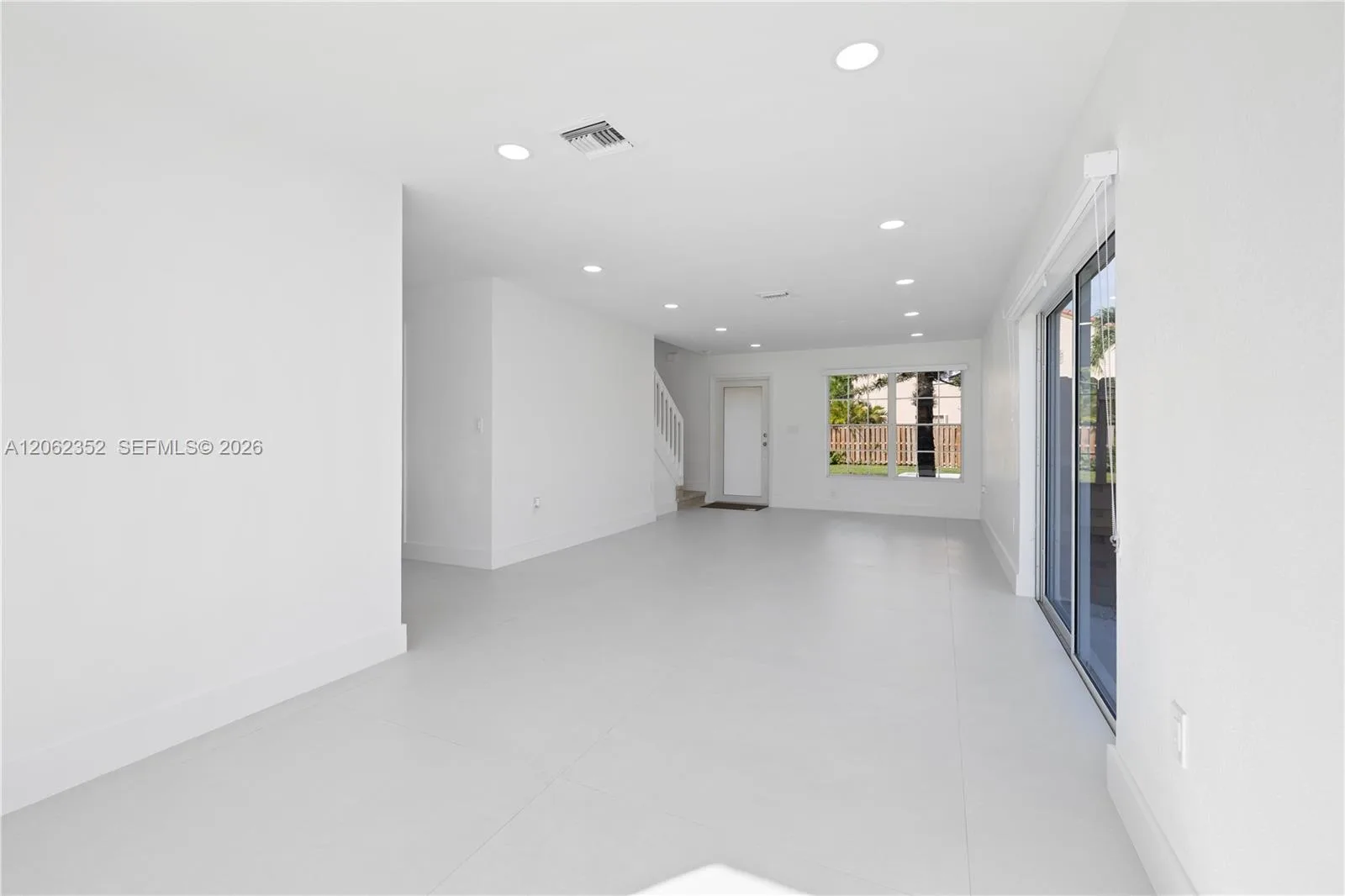 10953 SW 151st Pl, Miami, FL 33196 photo 8