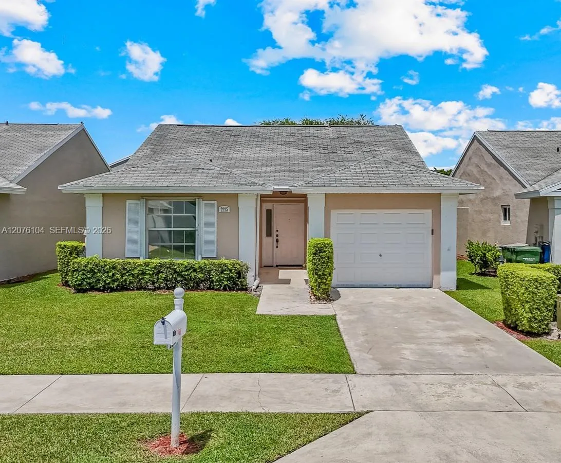 2215 SE 7th Pl, Homestead, FL 33033