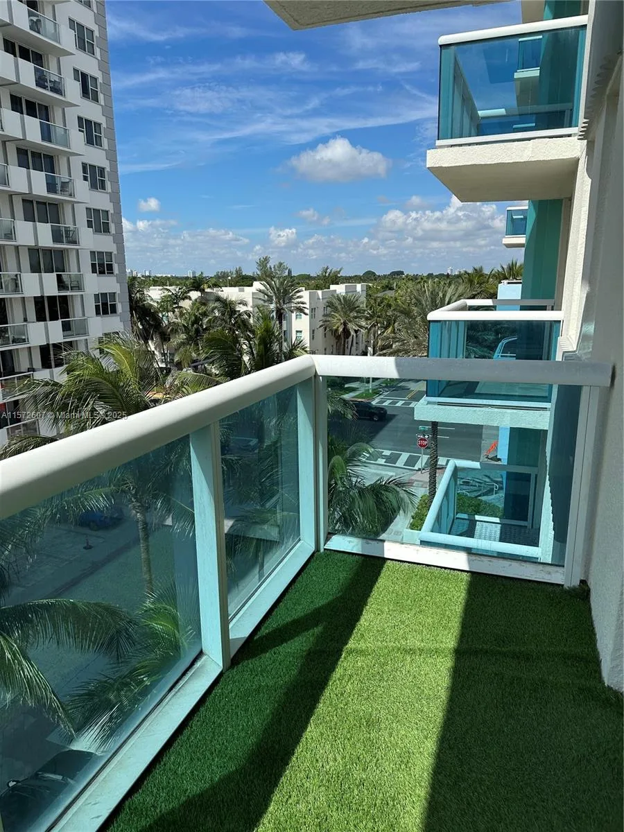 9201 Collins Ave # 524, Surfside, FL 33154 photo 4