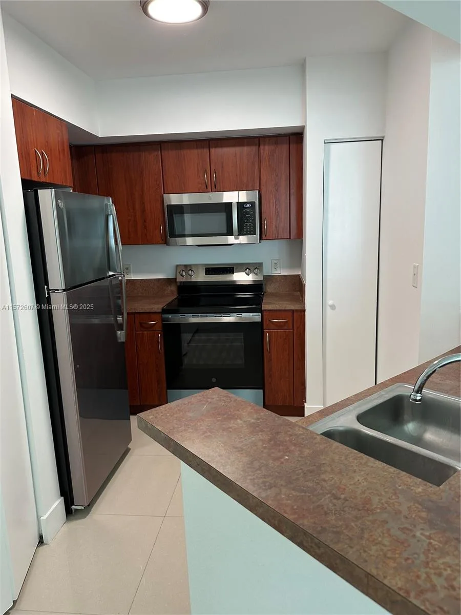 9201 Collins Ave # 524, Surfside, FL 33154 photo 7