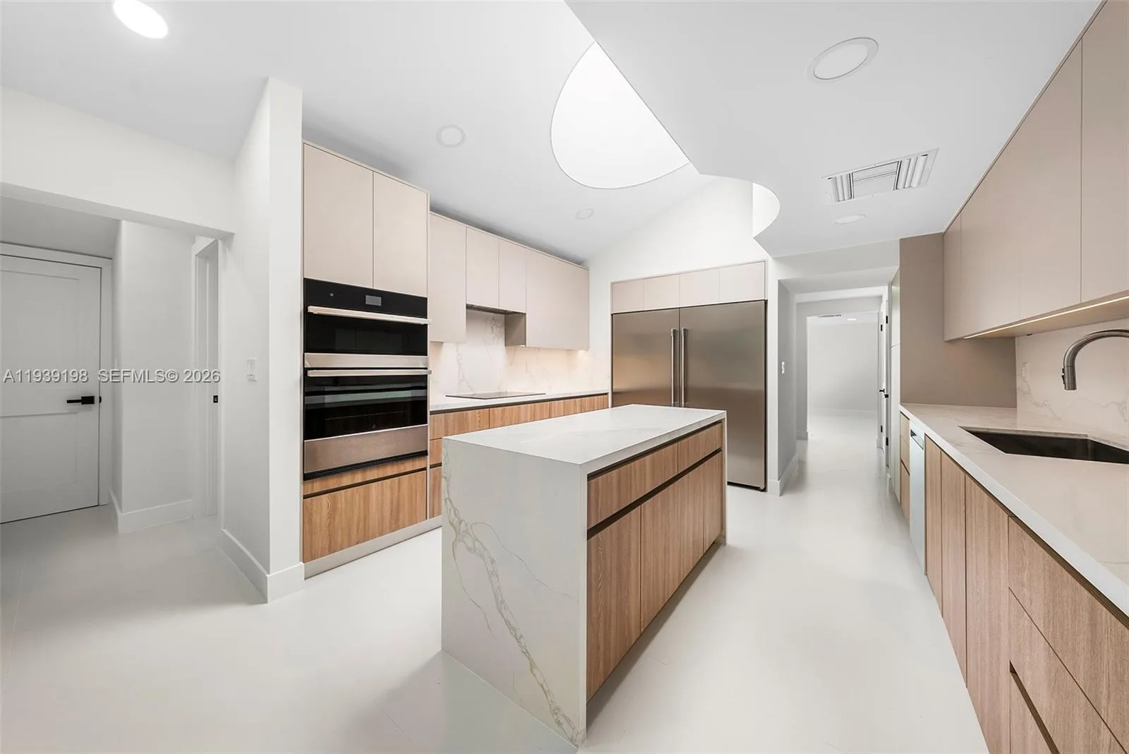 7540 Los Pinos Blvd, Coral Gables, FL 33143 photo 3