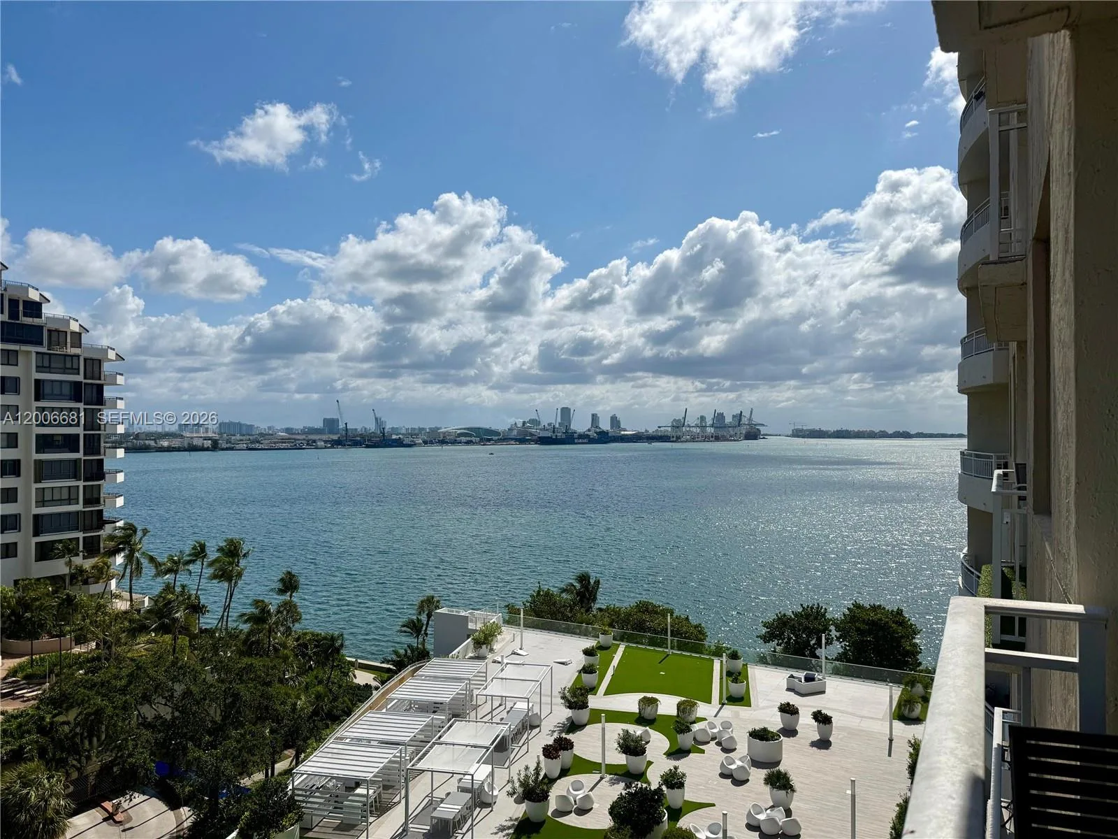770 Claughton Island Dr # 1003, Miami, FL 33131