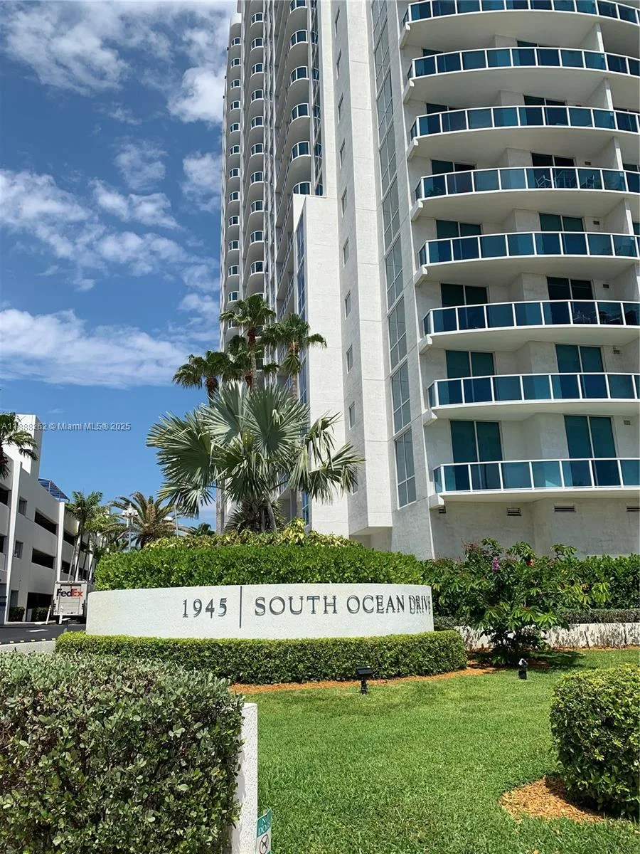 1945 S Ocean Dr # 1605, Hallandale Beach, FL 33009 photo 3