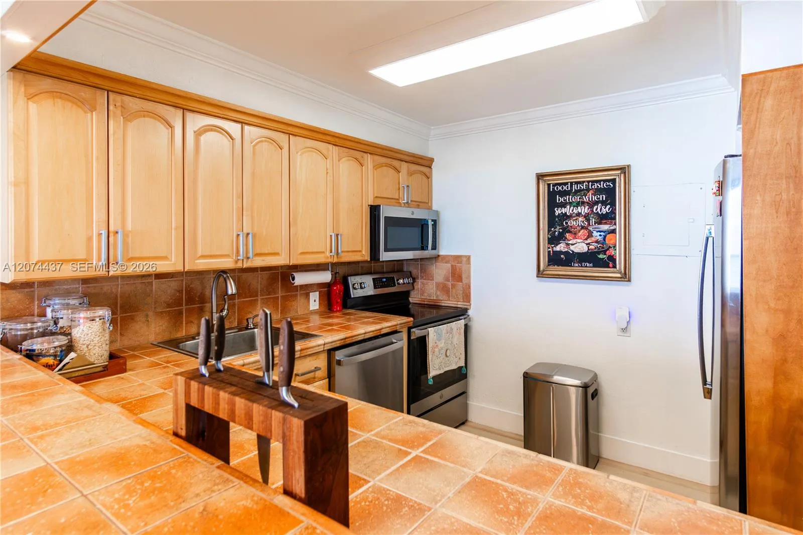 5701 Collins Ave # 605, Miami Beach, FL 33140 photo 2