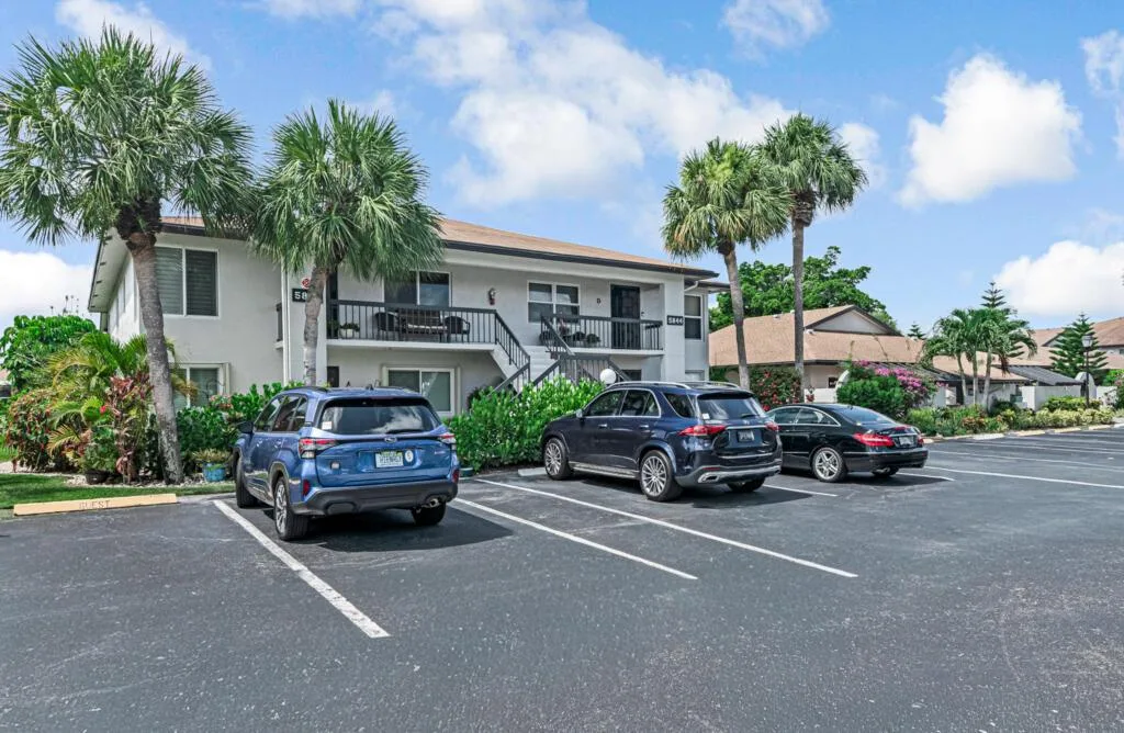 5844 Areca Palm Court # C, Delray Beach, FL 33484 photo 2