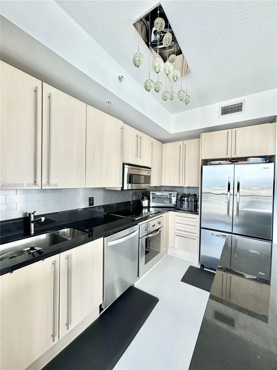 79 SW 12th St # 4012-S, Miami, FL 33130 photo 6