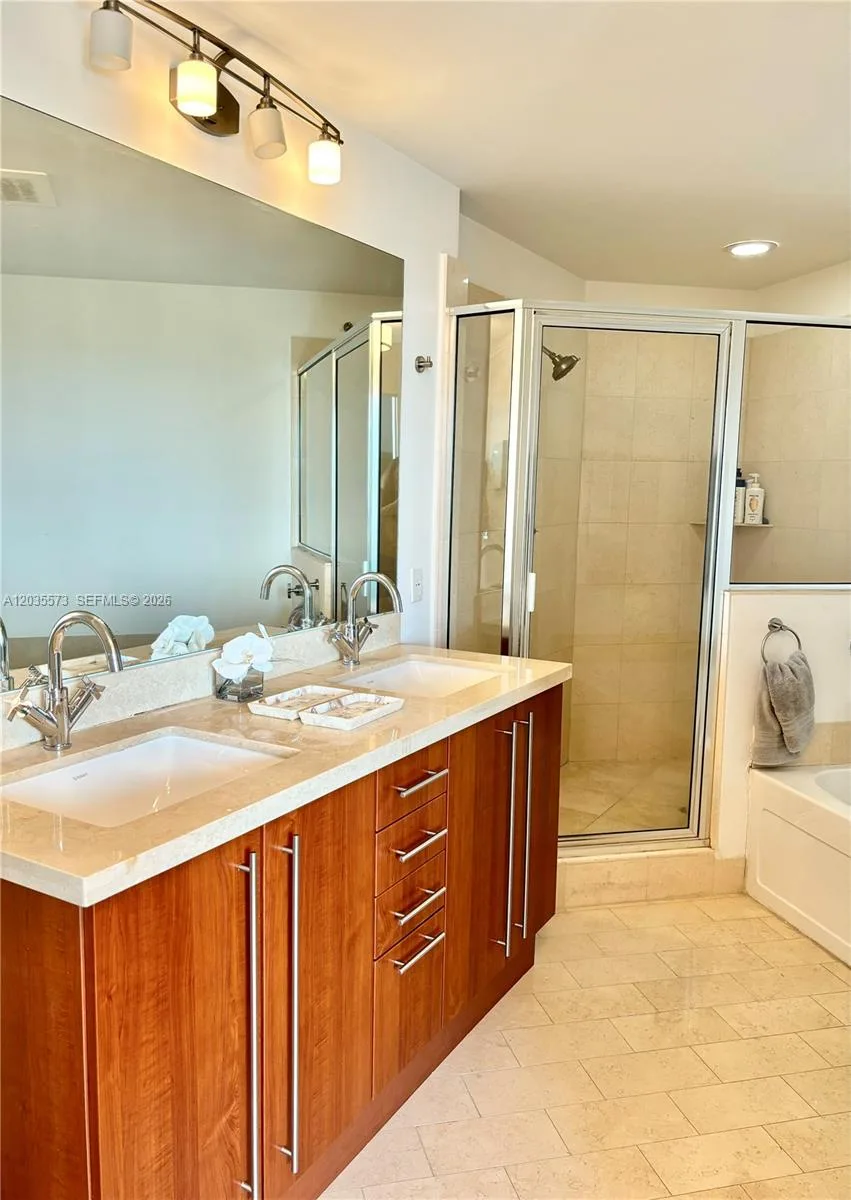 79 SW 12th St # 4012-S, Miami, FL 33130 photo 9