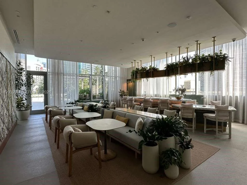 77 SE 5th Street # 3115, Miami, FL 33131 photo 11