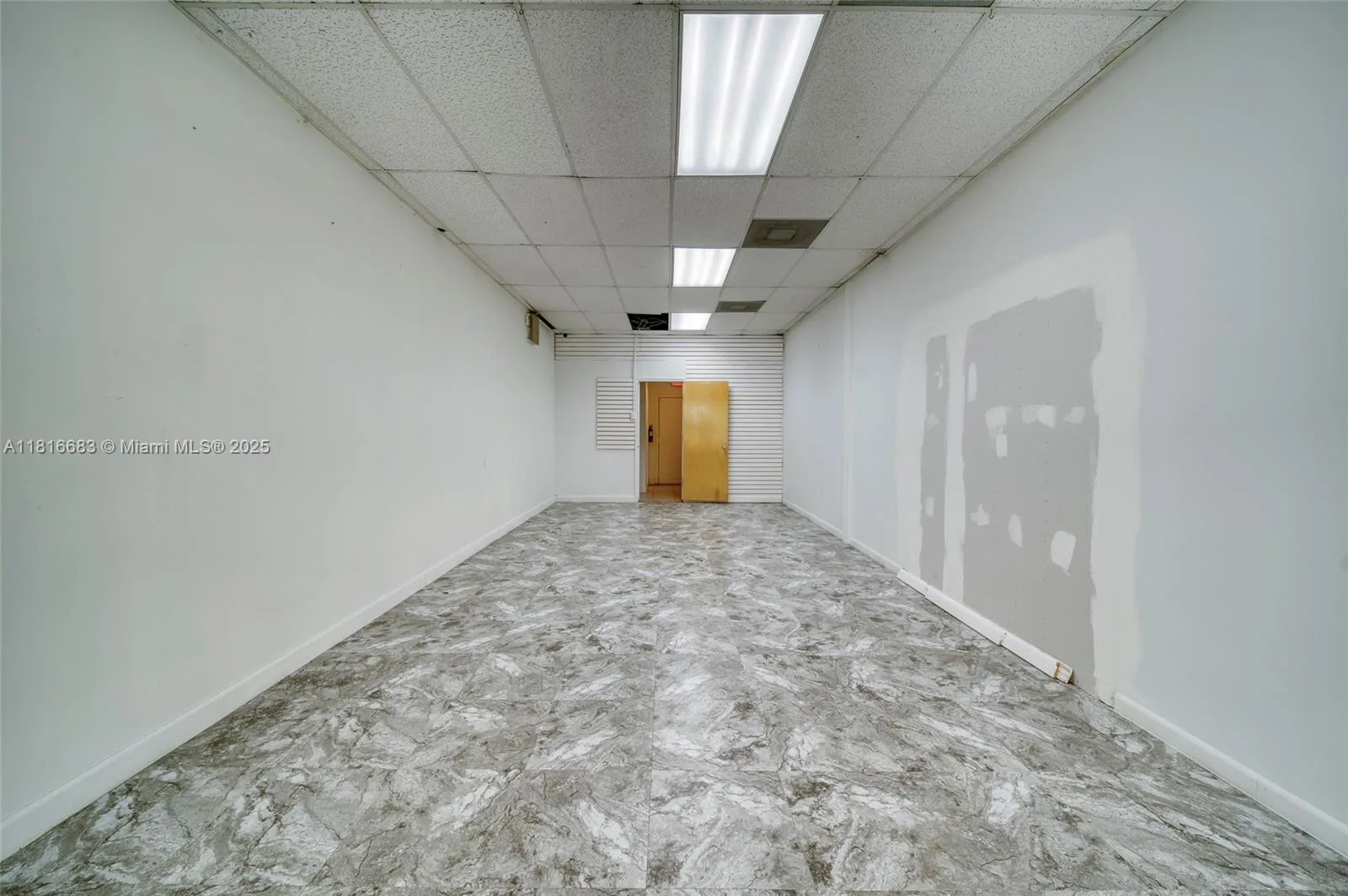 363 E 1st Ave, Miami, FL 33010 photo 5