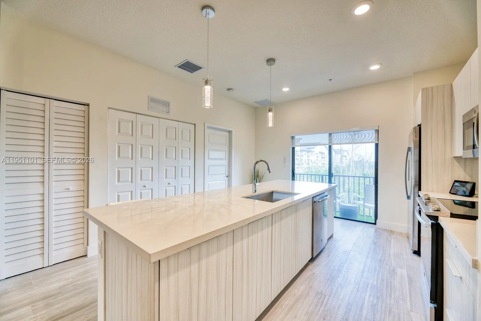 7831 NW 104th Ave # 23, Doral, FL 33178 photo 11