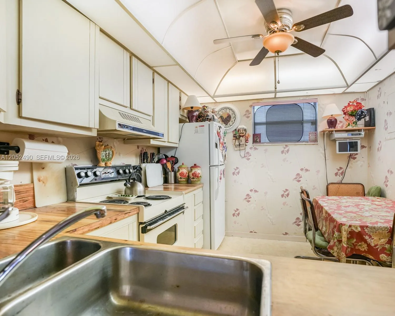 3930 Inverrary Blvd # 406-D, Lauderhill, FL 33319 photo 6
