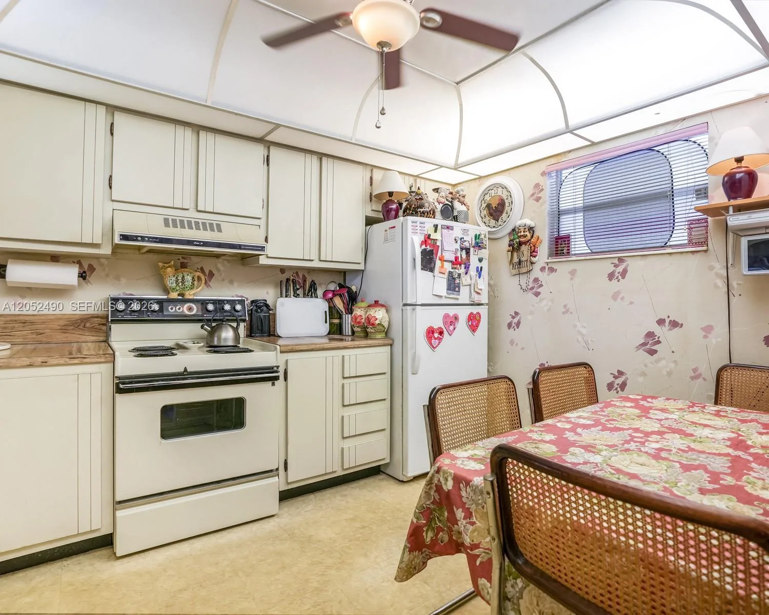 3930 Inverrary Blvd # 406-D, Lauderhill, FL 33319 photo 8