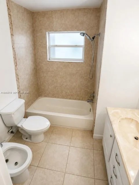 5373 W 24th Ct # 5373, Hialeah, FL 33016 photo 5