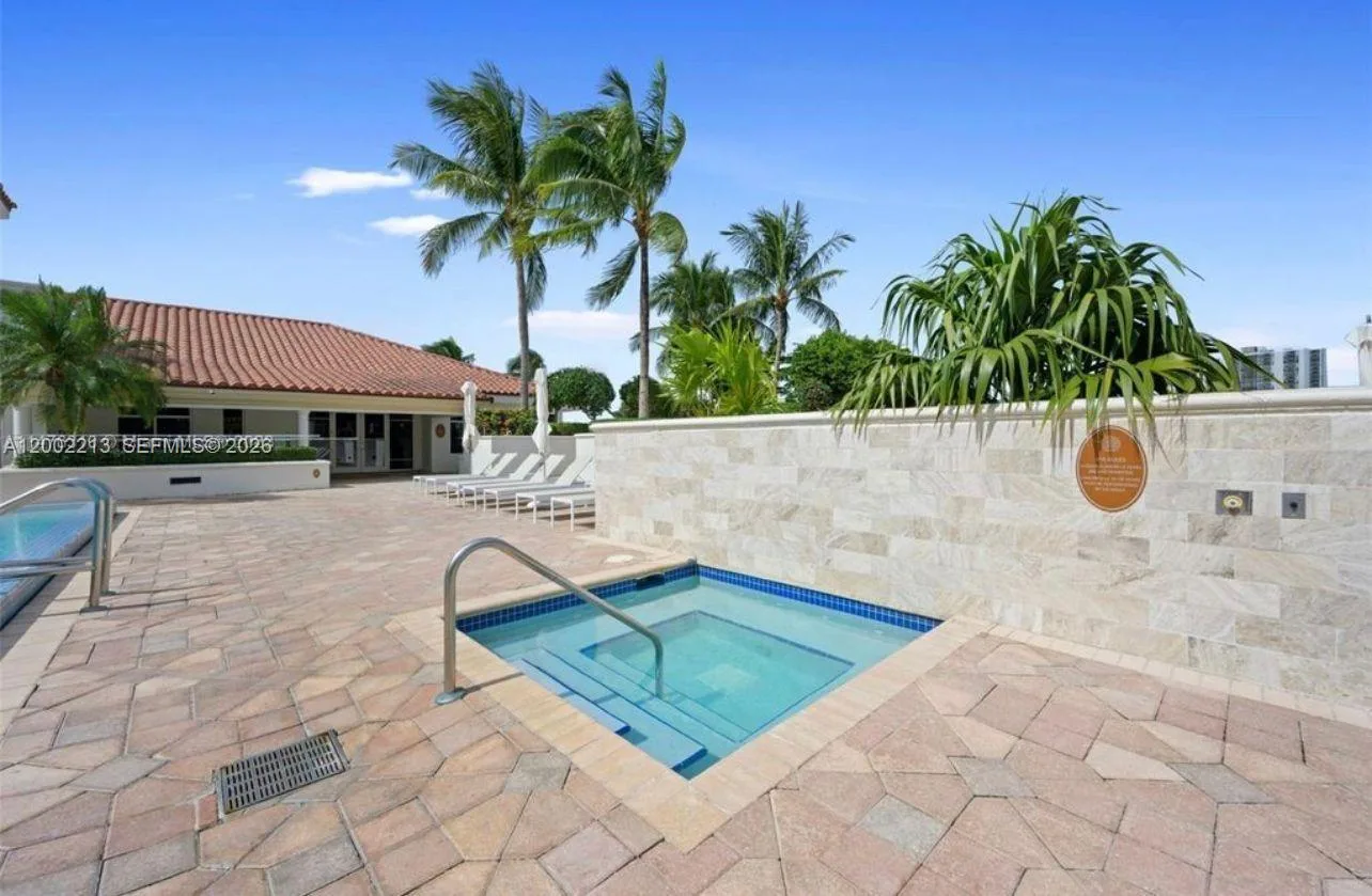20000 E Country Club Dr # 906, Aventura, FL 33180 photo 12