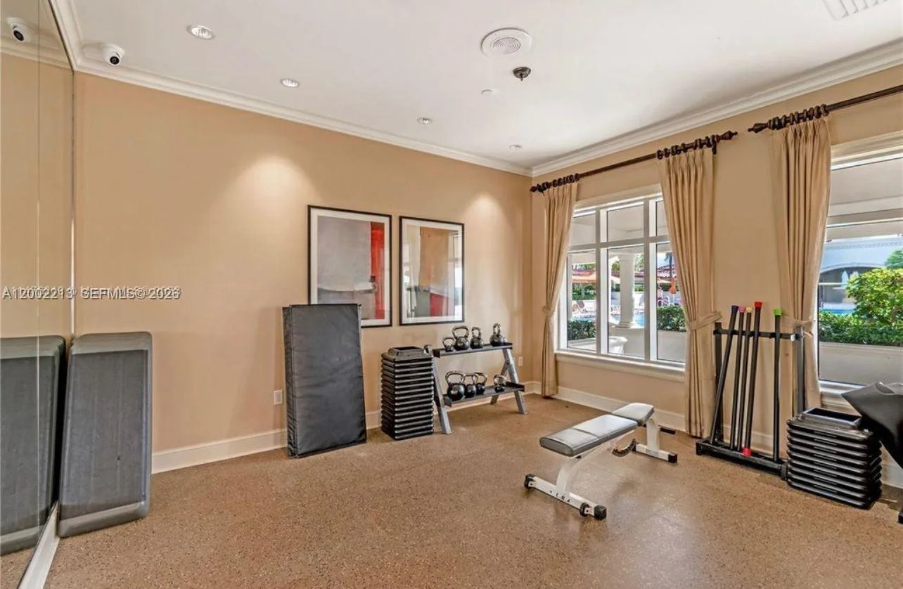 20000 E Country Club Dr # 906, Aventura, FL 33180 photo 9