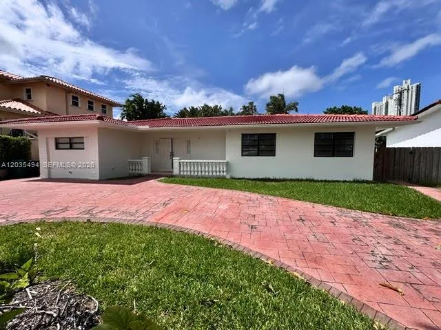215 187th St, Sunny Isles Beach, FL 33160