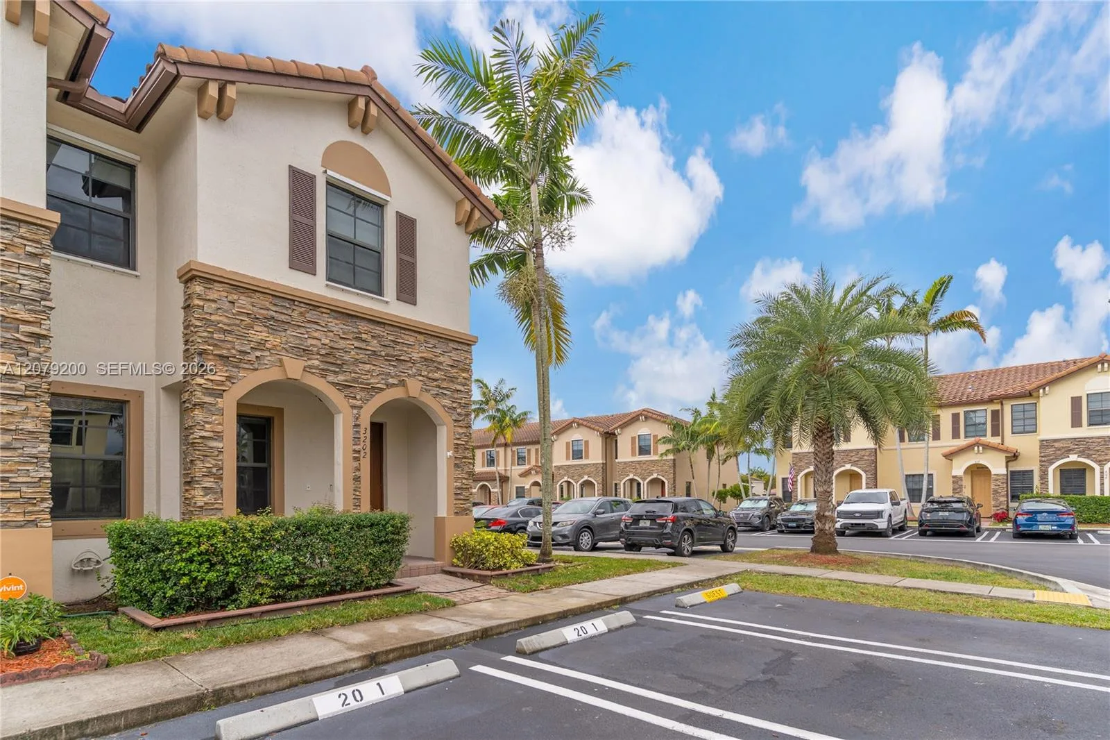 3202 SE 6th St, Homestead, FL 33033 photo 3