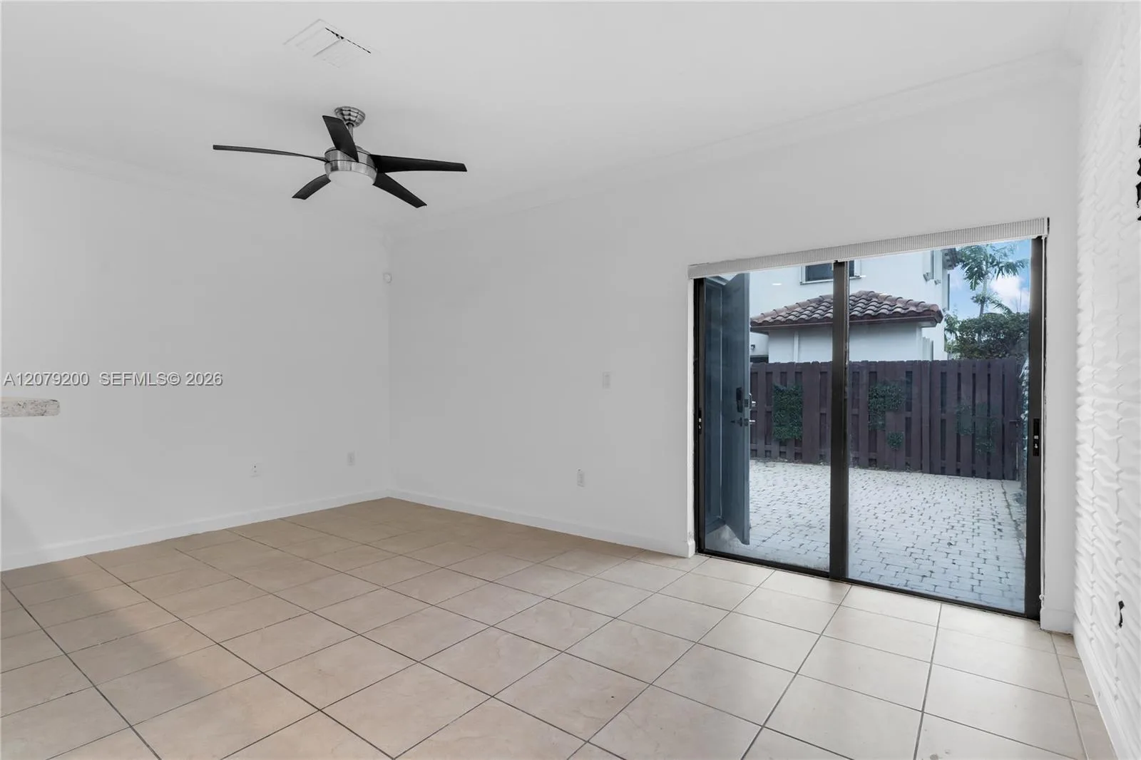 3202 SE 6th St, Homestead, FL 33033 photo 4